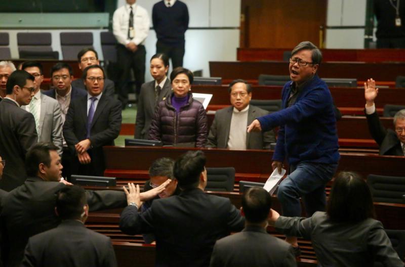 反对派害港十大恶行