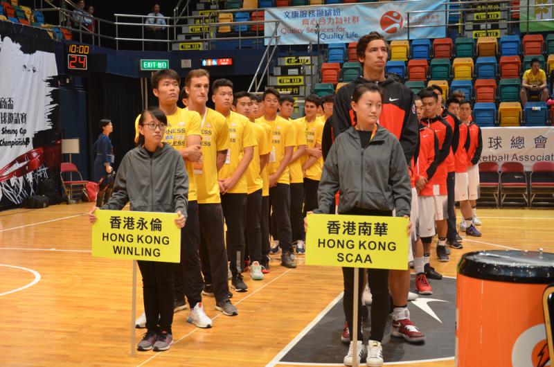 图:香港篮球代表队永伦和南华昨午出席开幕礼 大公报记者游梦江摄