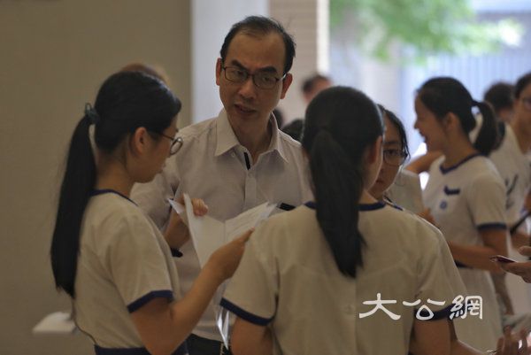 香港「高考」放榜    6狀元均想讀醫