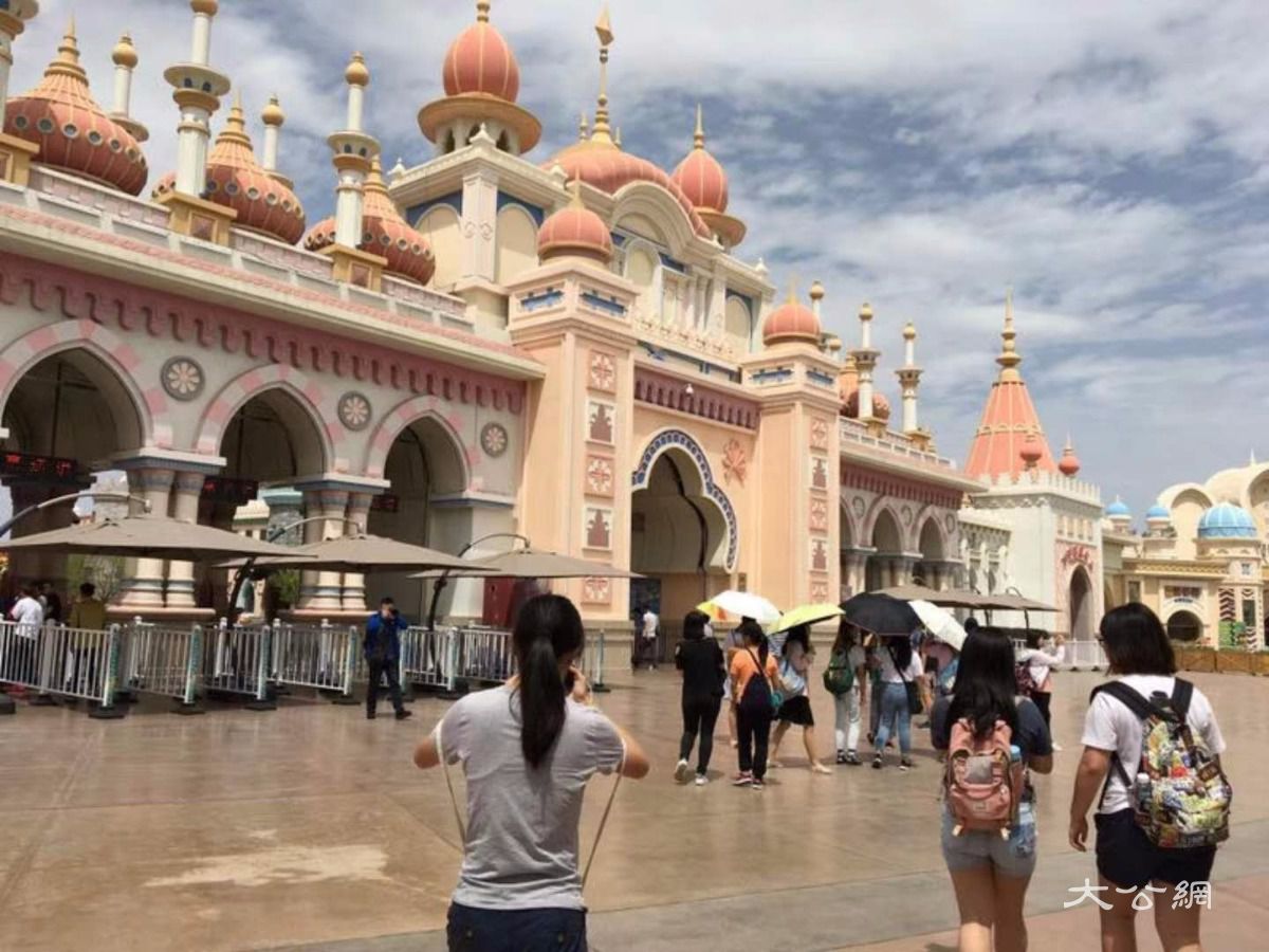 港学子方特欢乐园亲身体验丝路之旅