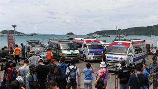 泰国游船翻沉事故仍有5人生死不明 打捞工作准备就绪