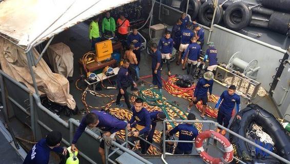泰国官方：普吉岛游船倾覆事故失联11人中有5人可能生还