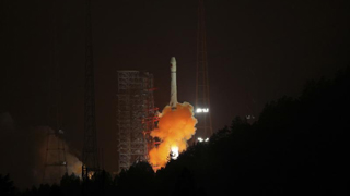 中国第32颗北斗卫星升空 导航更精准