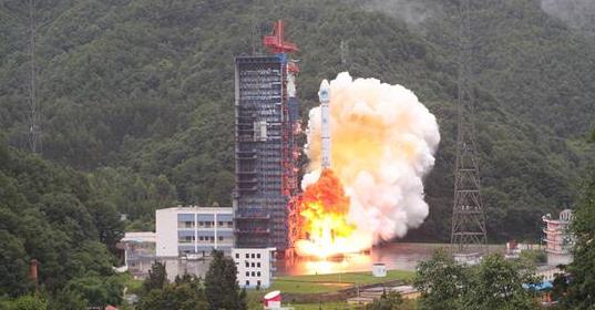 一箭双星 中国再次成功发射两颗北斗三号组网卫星