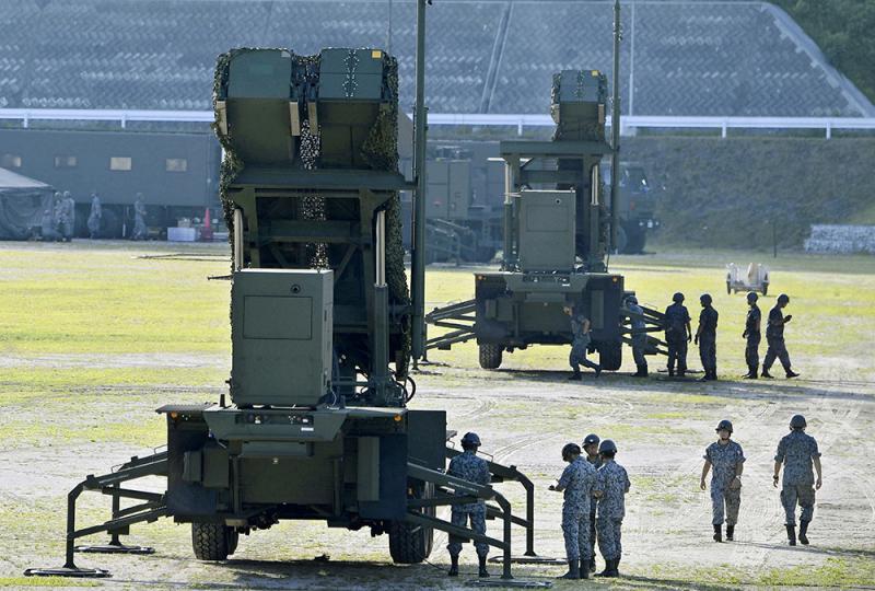 部署在日本高知县的"爱国者三型"防空导弹/路透社