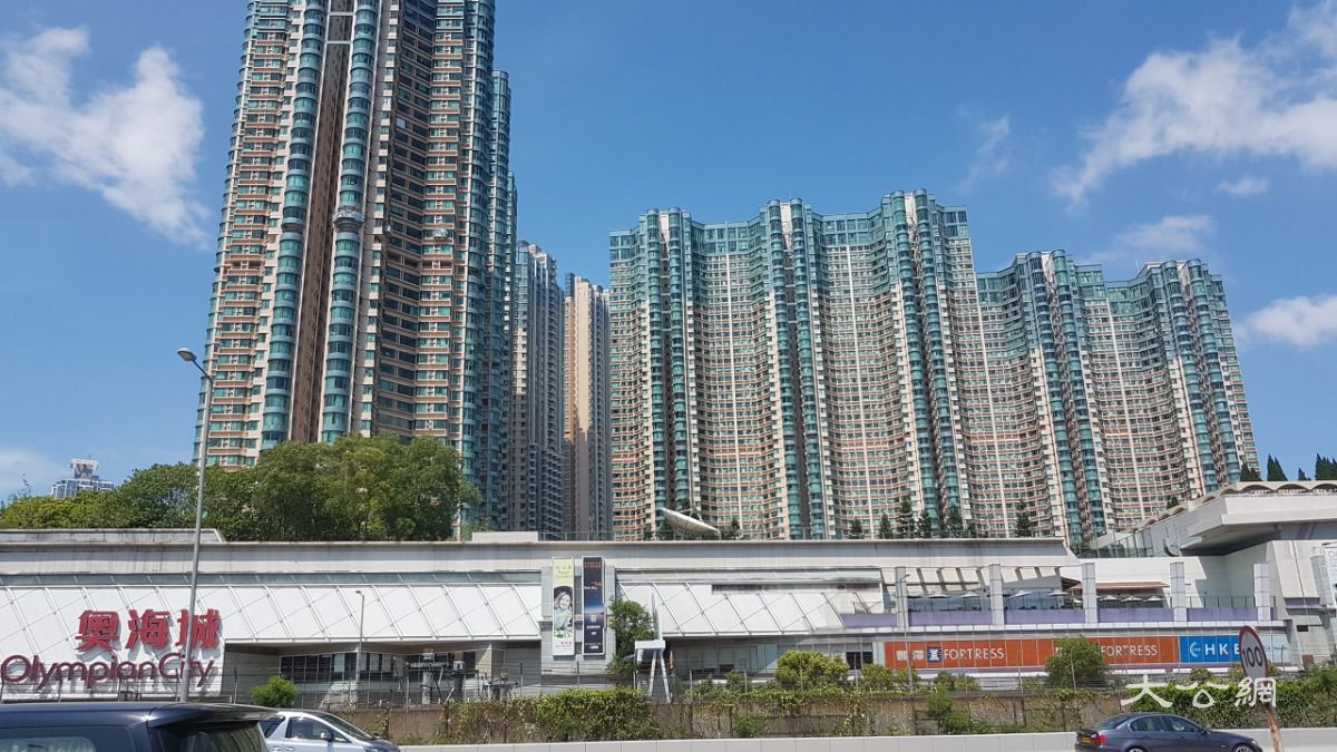 柏景湾3房失守2000万 低市价6%沽