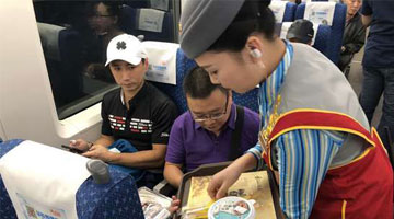 高铁香港段通车｜列车餐食近百种 特设港式餐点 15道手续检验