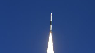 中国快舟火箭成功发射微厘空间一号试验卫星