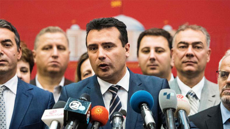 传受贿1800万 马其顿反对党倒戈支持更改国名