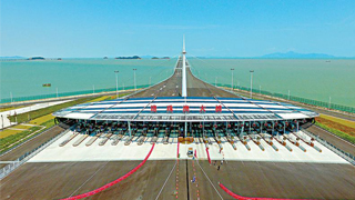 港珠澳大橋香港段工程創造的“香港第一”