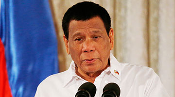 菲律宾总统:如果官员腐败 可在我面前扇他们巴掌
