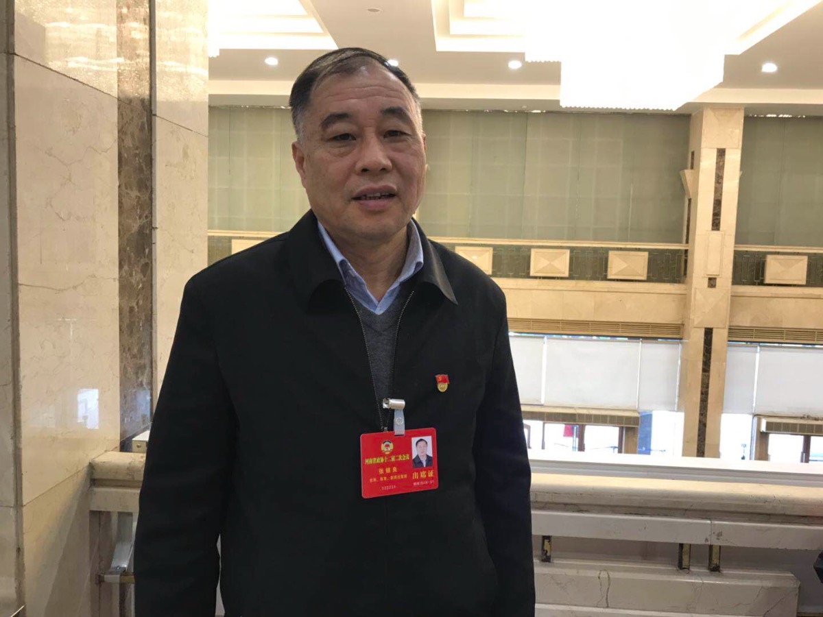 张银良接受记者采访 (刘蕊摄)