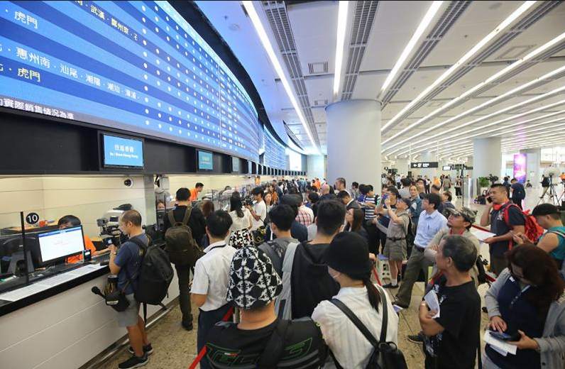 高鐵港深段有望「地鐵化」 不限班次乘車 高鐵港深段有望「地鐵化」 不限班次乘車