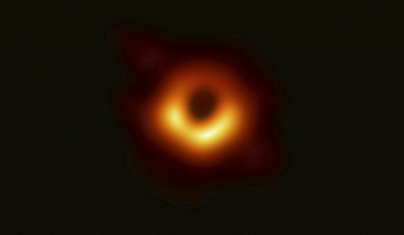 黑洞取名「Powehi」 意指無窮創造源頭