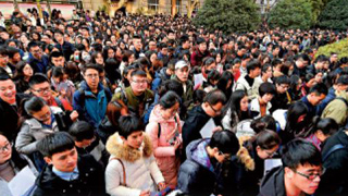 ﻿粤揽优才 首向港澳选拔公务员
