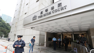 香港高院批准延长临时禁制令：禁公开警员及家属个人资料