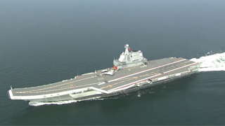 海军新闻发言人：我国第二艘航母通过台湾海峡