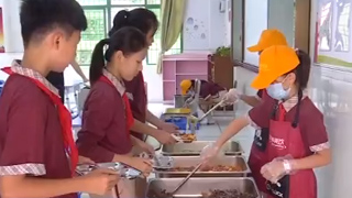 教育部等五部门：农村学校食堂不得对外承包或委托经营