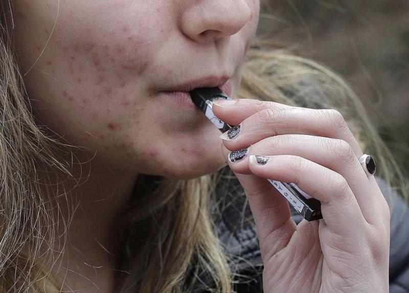 美參議院通過法案 購電子煙須滿21歲