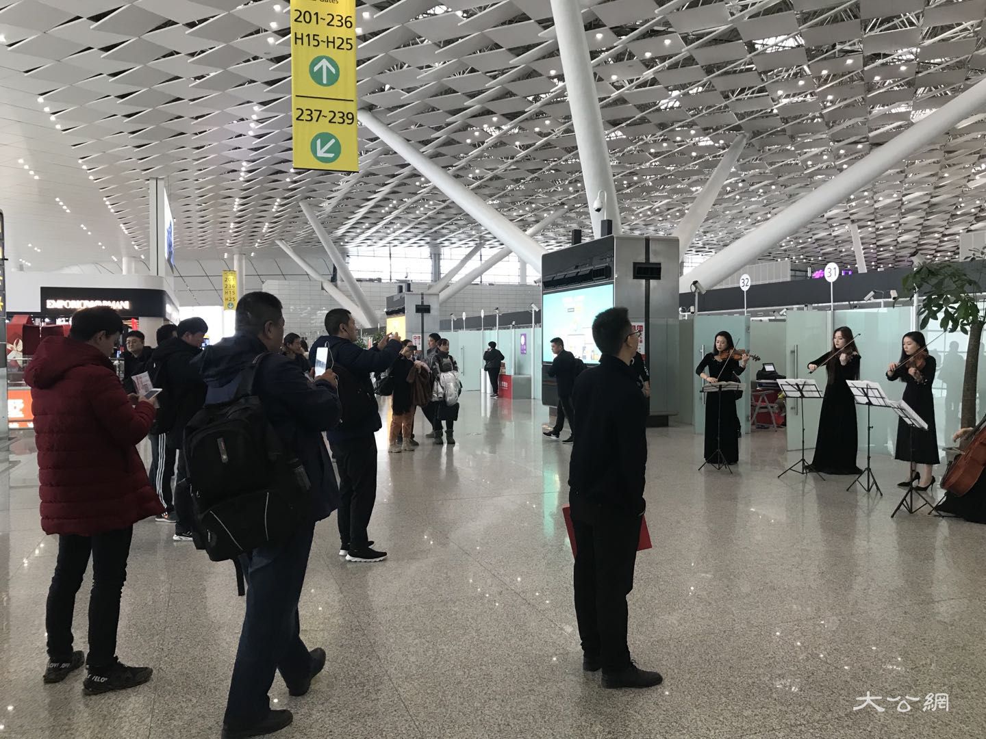 鄭州機場2020年春運每周加班350班