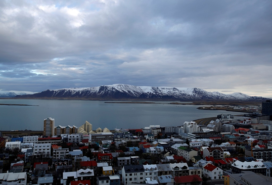 冰島宣布當地大致消除新冠病毒