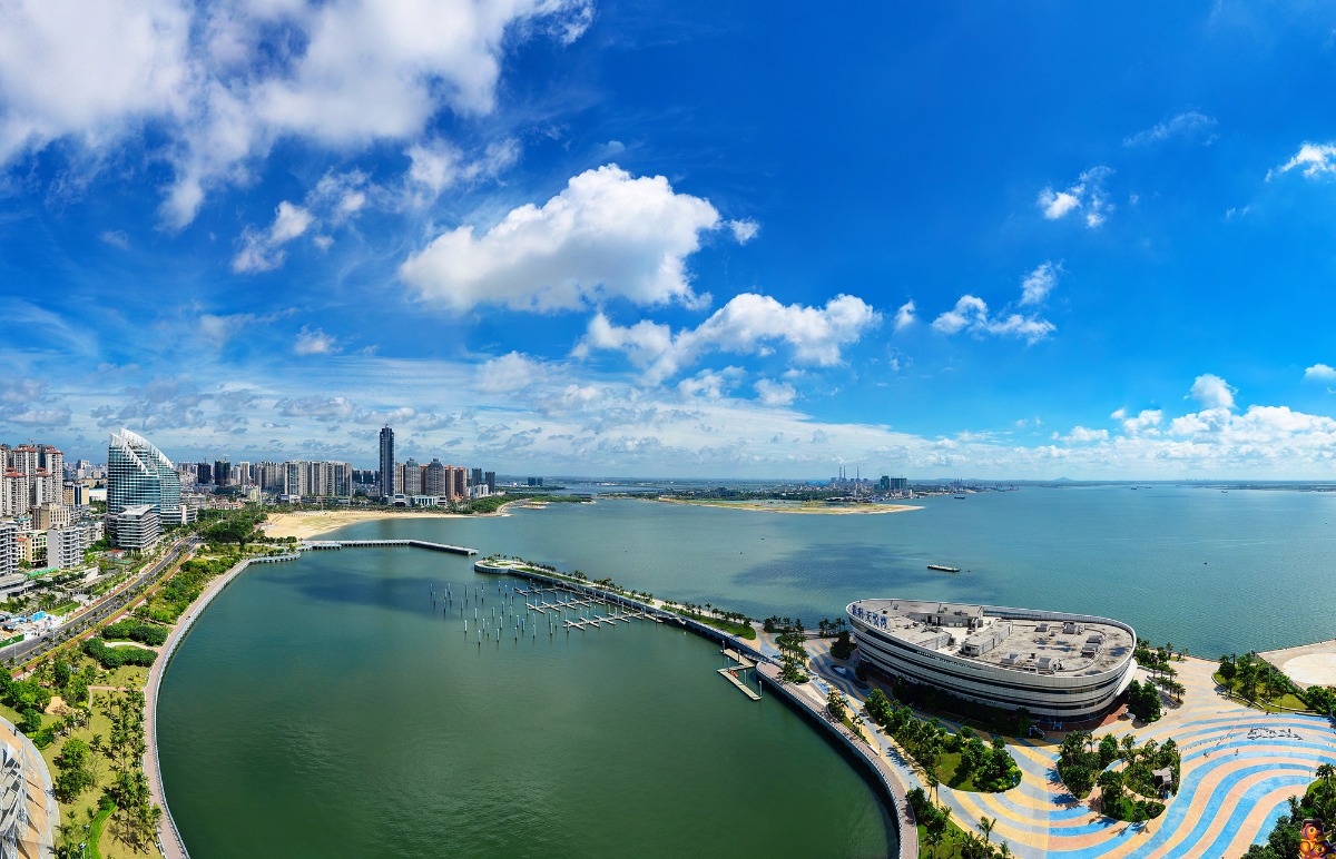 全国人大代表: 以湛江为纽带,建议粤琼两省共建海峡滨海旅游经济带