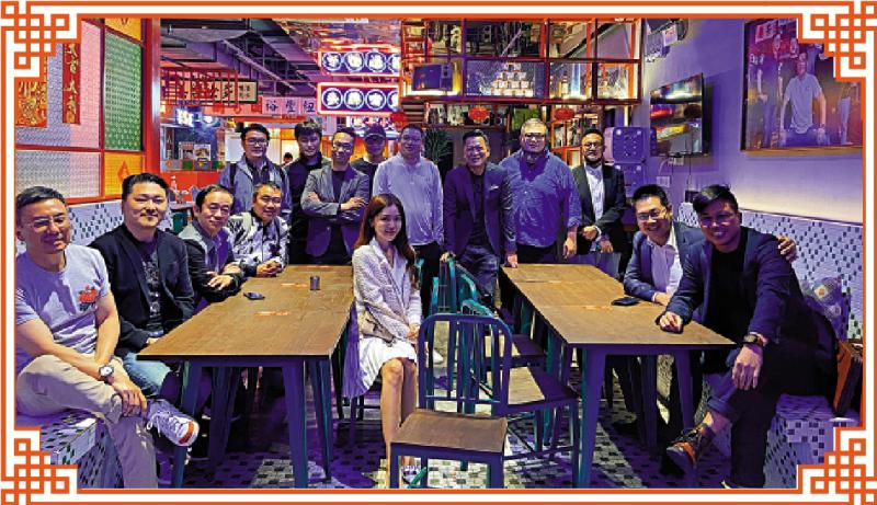 就地過年/港人留深圳度歲 體驗不一樣年味大公報記者 何花深圳報道
