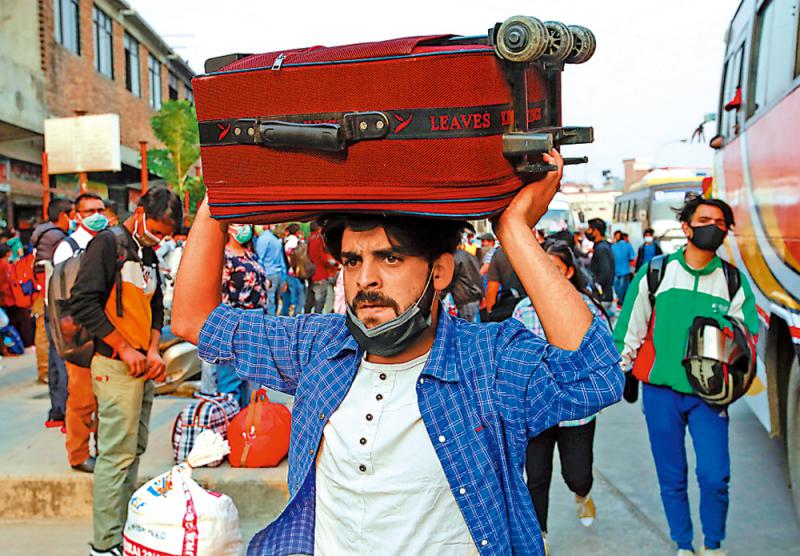 ﻿尼泊爾封城半月 禁印度旅客「借道」