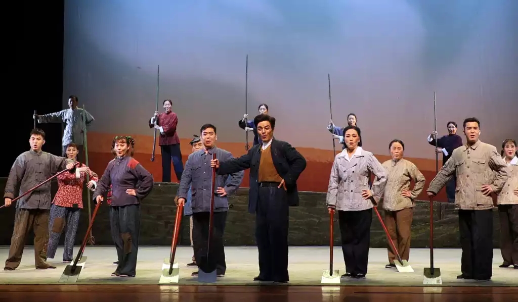 豫劇《焦裕祿》唱響北京 再現「縣委書記的榜樣」