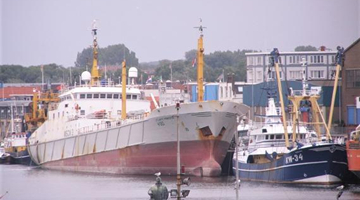 外媒：3名中国船员在加纳海域被海盗绑架