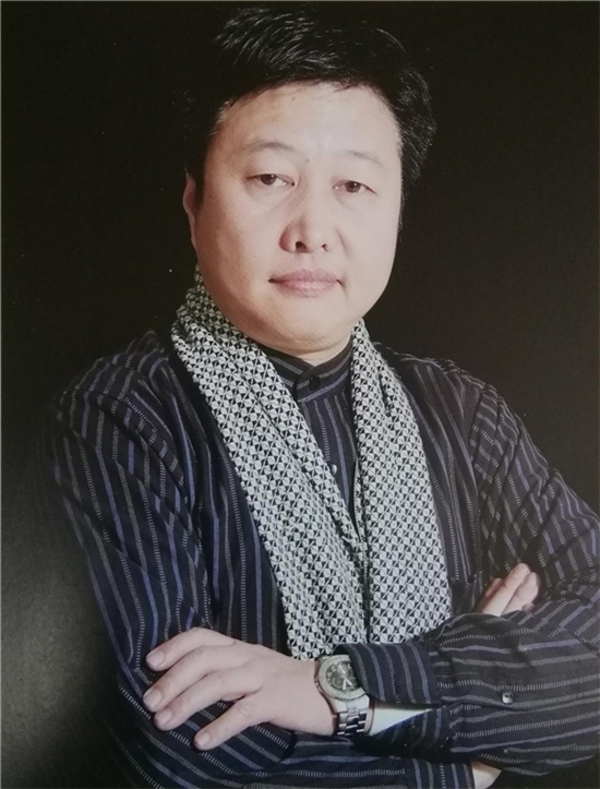 著名畫家劉軍——新羽毛花鳥畫創始人