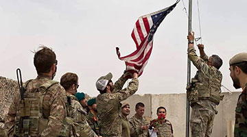美军撤离阿富汗 比越南战败时还恶劣的逃离