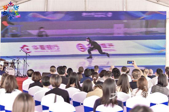 「雙奧」之城北京推薦三條冬奧旅遊路線 10萬海外粉絲圍觀「冰絲帶」 