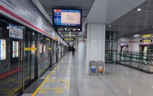 时隔53天 郑州地铁首批3条线路恢复载客运营