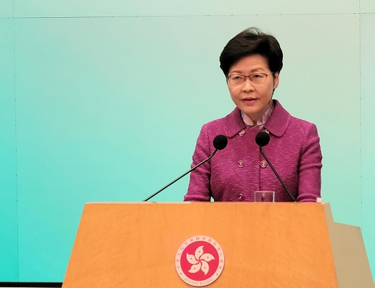 林鄭月娥：香港抗疫取得成就 市民生活大致回復正常