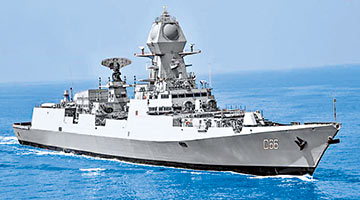 印度首艘隐形导弹驱逐舰服役