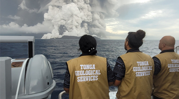 汤加两座小岛发出求救信号 岛上预计有105人