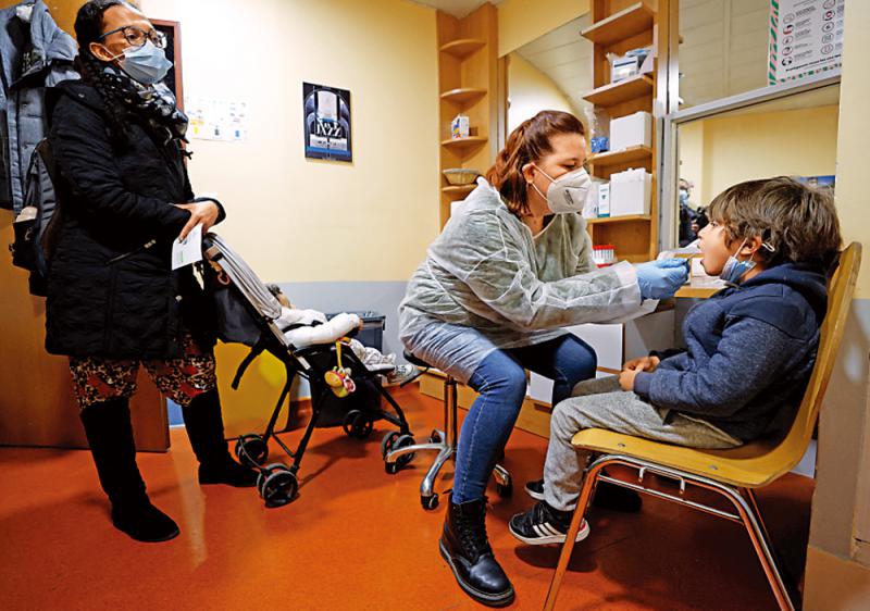﻿法国拟本周启用疫苗通行证
