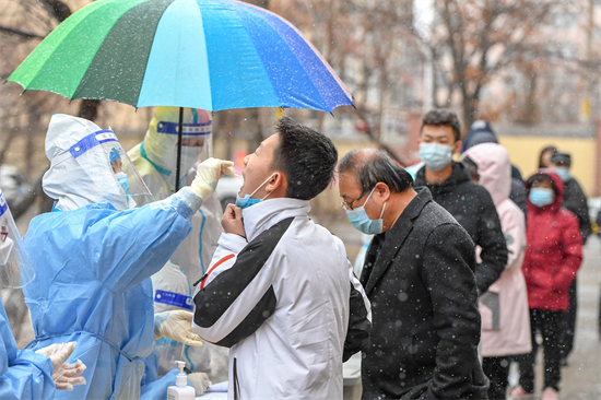 內地昨增逾四千宗本土感染　吉林疫情持續