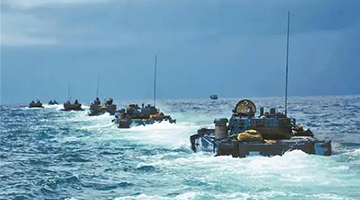 東部戰區在臺島周邊展開對海突擊等科目演練