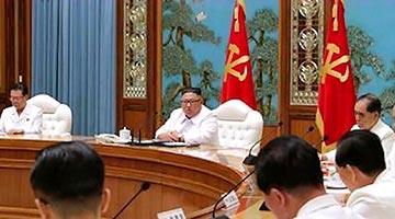 朝鲜新增39.3万发烧病例 政治局紧急协商会讨论防疫问题