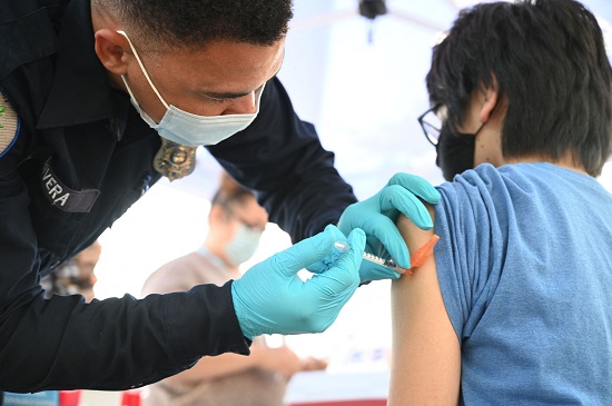 港大學者：疫苗能否遏止疫情需視乎病毒繁殖及接種率