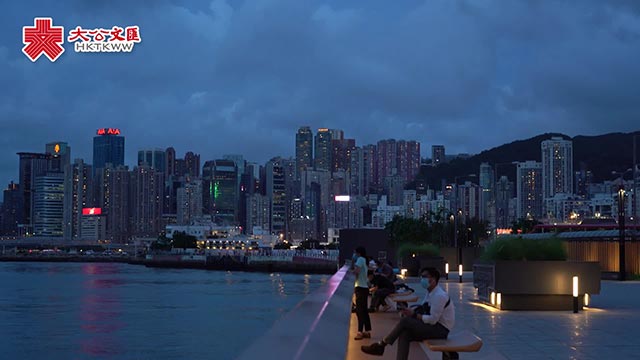 维港见证香港发展 海滨事务委员会主席吴永顺：活化海滨两岸让市民亲近活力维港