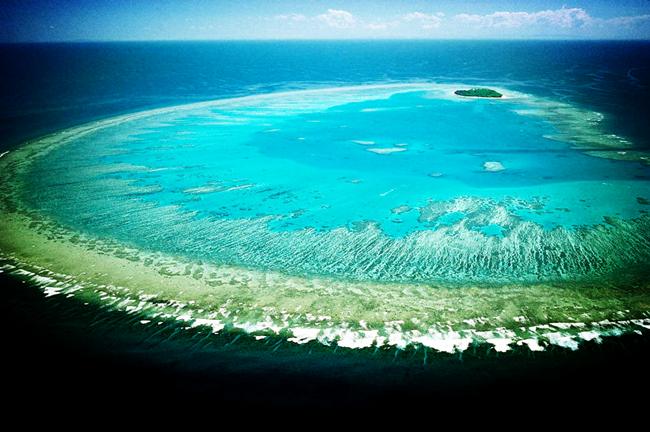 大堡礁：地球上最美的“装饰品”