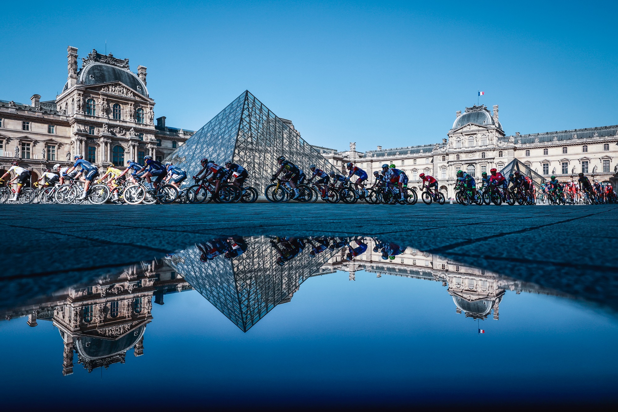 法国借助环法自行车赛推广骑行之旅 “有氧浪漫”骑行卢瓦尔河谷五年游客数量翻一番