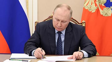 普京签署命令扩军13.7万 俄军人数增至逾115万