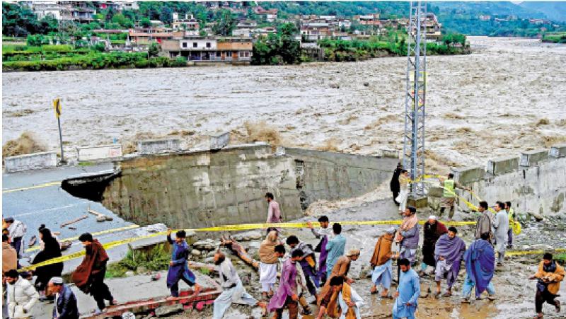 ﻿巴基斯坦洪災逾千人死