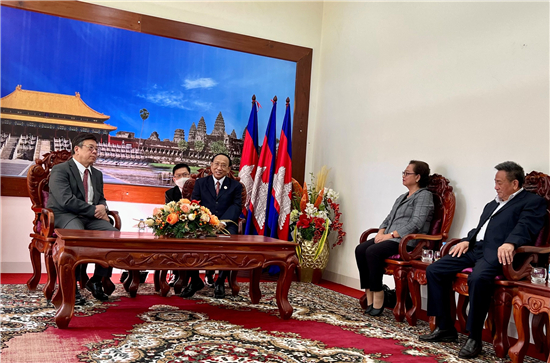 丘應樺訪柬埔寨晤商界 加強香港作為東盟貿易及投資橋樑角色