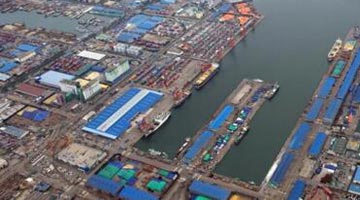 韓國港口一貨輪深夜爆炸 中國籍船長身亡
