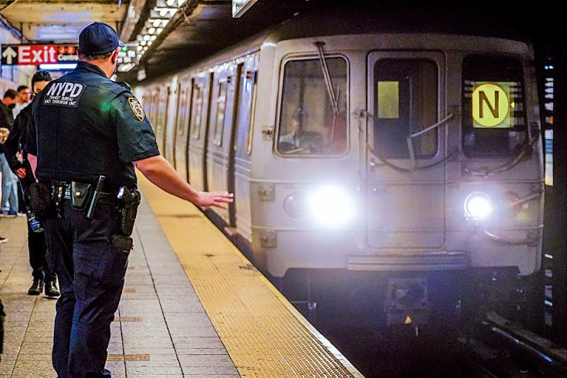 ?紐約地鐵治安堪憂 8小時內3人被刺傷